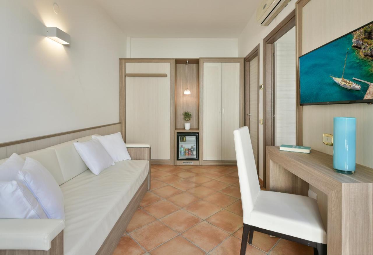Hotel Paestum Inn Beach Resort 4*